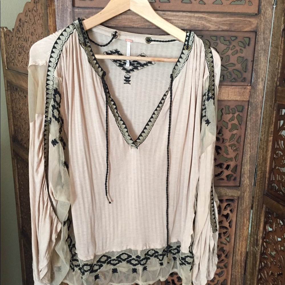 Like New FREE PEOPLE Eden Blouse Cream - Picture 4 of 7